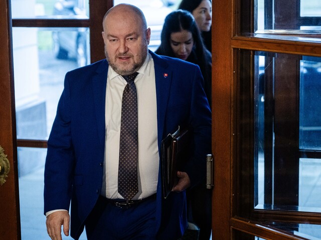 Huliak varuje pred likvidáciou futbalu. Kováčik chce podľa neho založiť celý majetok SFZ v prospech banky