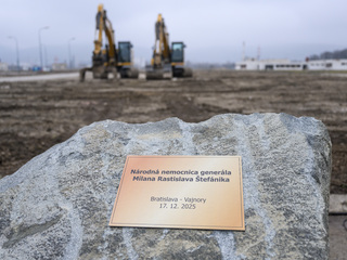 nemocnica_vajnory zakladny kamen