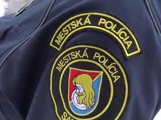 PO-ZDIELANI-POLICAJTI