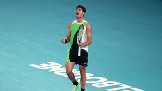 Finále v Melbourne má nového kráľa. Alcaraz porazil Djokoviča a prepísal históriu mužského tenisu