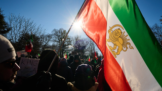 Irán protest vlajka