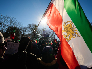 Irán protest vlajka