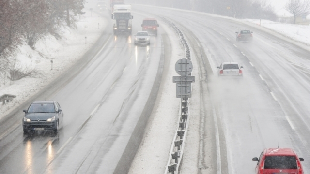 D1 diaľnica cesta doprava autá