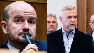 Parlament začne v stredu rozpravu k odvolávaniam ministrov. Gašpar a Dubéci sa vyjadrili k situácii