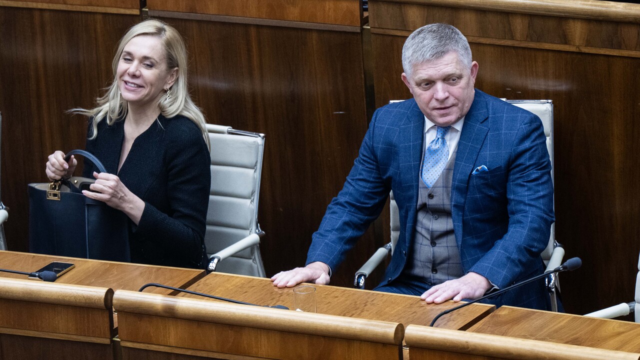 fico a saková v nrsr.jpg