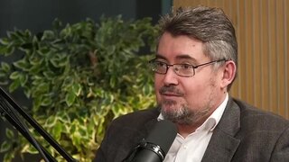 Maďarsko čakajú kľúčové voľby. Ako vidí boj o kreslo Orbána s Magyarom odborník?