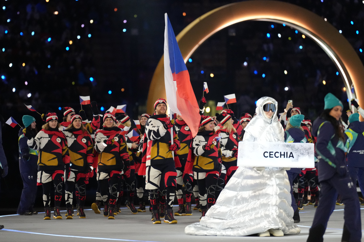 Milan_Cortina_Olympics_Opening_Ceremony047012.jpg