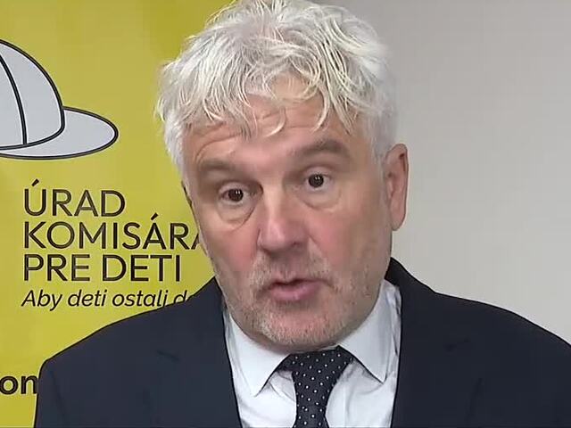Umelá inteligencia ako dôverník mladých? Odborníci upozorňujú, že nenahradí skutočnú pomoc