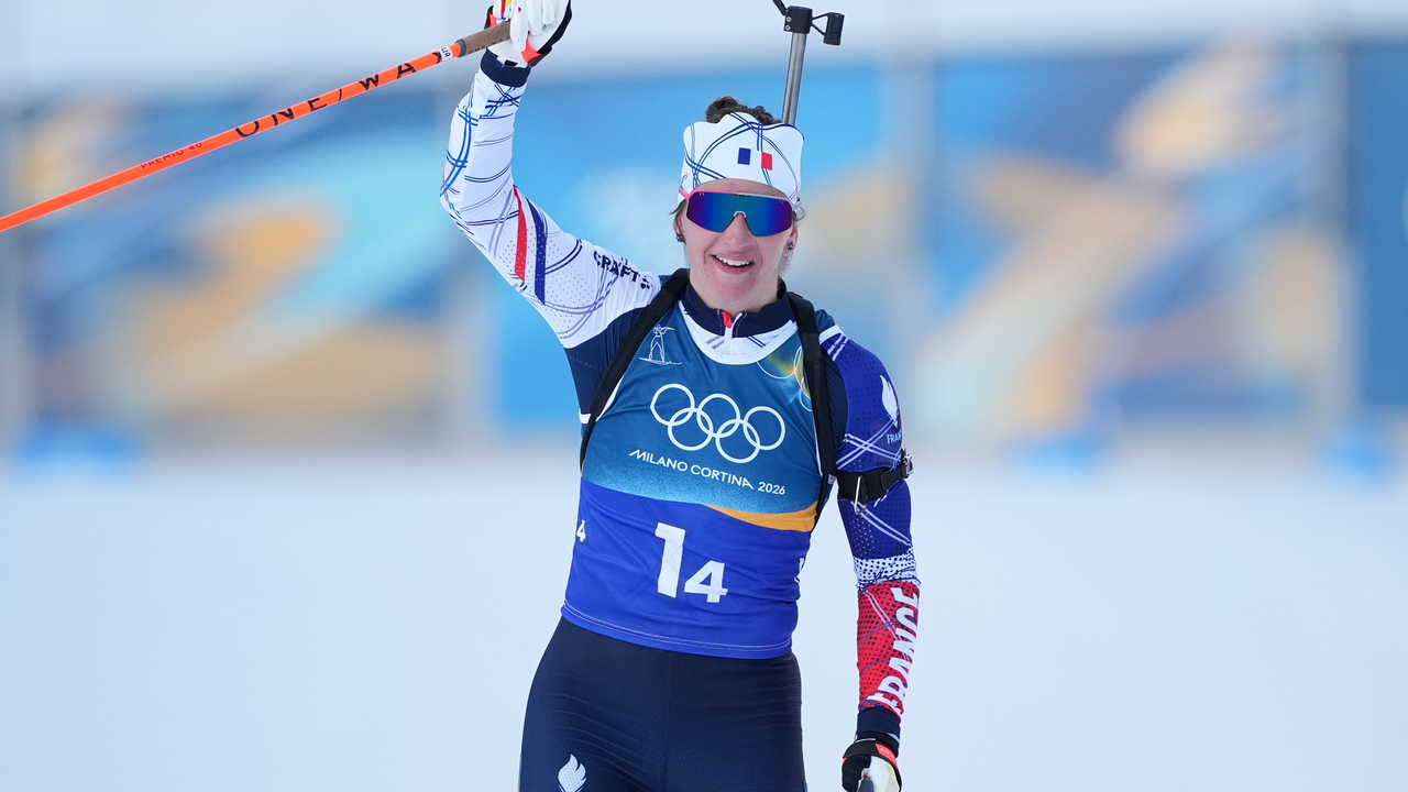 Milan_Cortina_Olympics_Biathlon054504.jpg Julia Simon