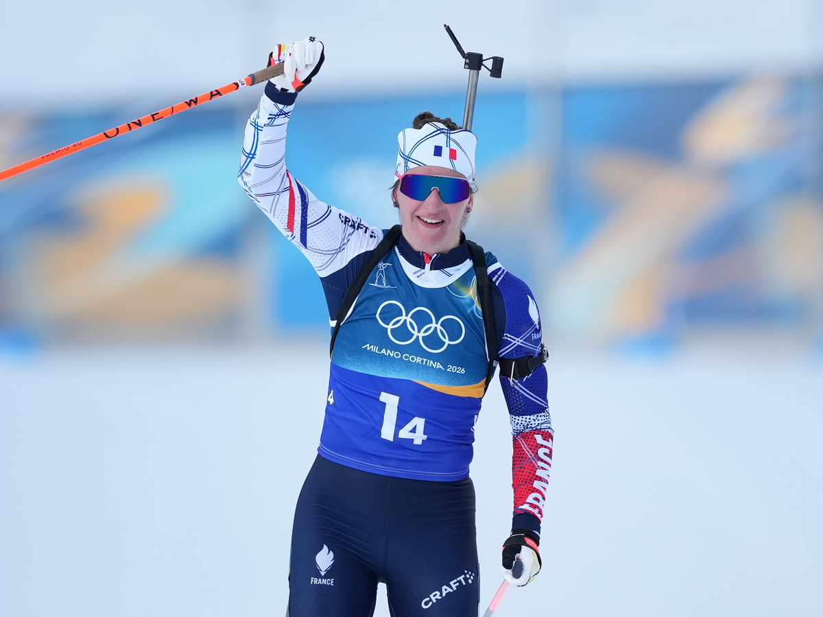 Milan_Cortina_Olympics_Biathlon054504.jpg Julia Simon
