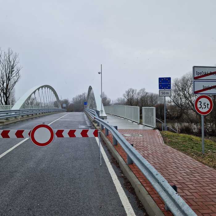 uzavretý most Ipeľ