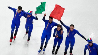 Holanďania prekonali olympijský rekord, napriek tomu skončili piati. Zlato v mix tímoch ostáva v Taliansku