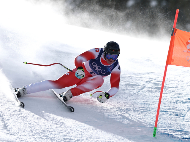 Švajčiar von Allmen skompletizoval zlatý hetrik. Po zjazde a kombinácii ovládol aj super-G