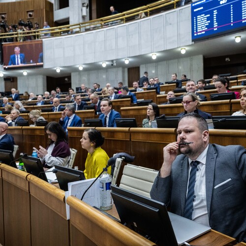 nr sr, parlament, rokovanie