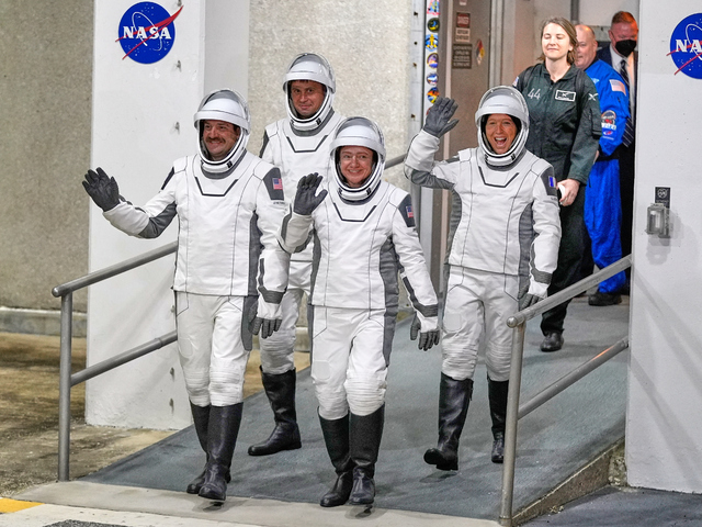 Štvorčlenná posádka kozmickej lode Crew Dragon zahájila novú misiu. Dvanásty let spoločnosti SpaceX smeruje na ISS