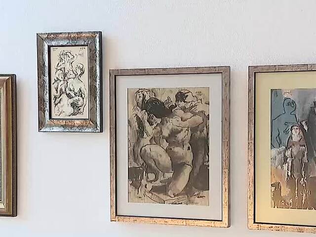 Výstava Klenoty času odhaľuje príbehy minulosti. Exponáty prepájajú remeselnú precíznosť s emóciou a pamäťou generácií