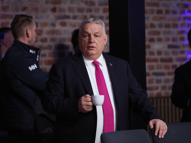 Po Ficovi Ukrajinu varuje aj Orbán. Ak Kyjev neobnoví dodávky ropy, Maďarsko odstaví elektrinu aj plyn