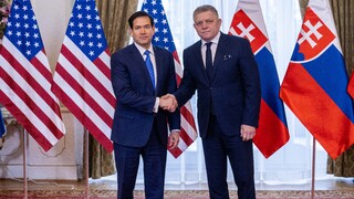 Marco Rubio už rokuje s Ficom. Po návšteve u Pellegriniho rieši premiér s ministrom USA najmä jadro a mier
