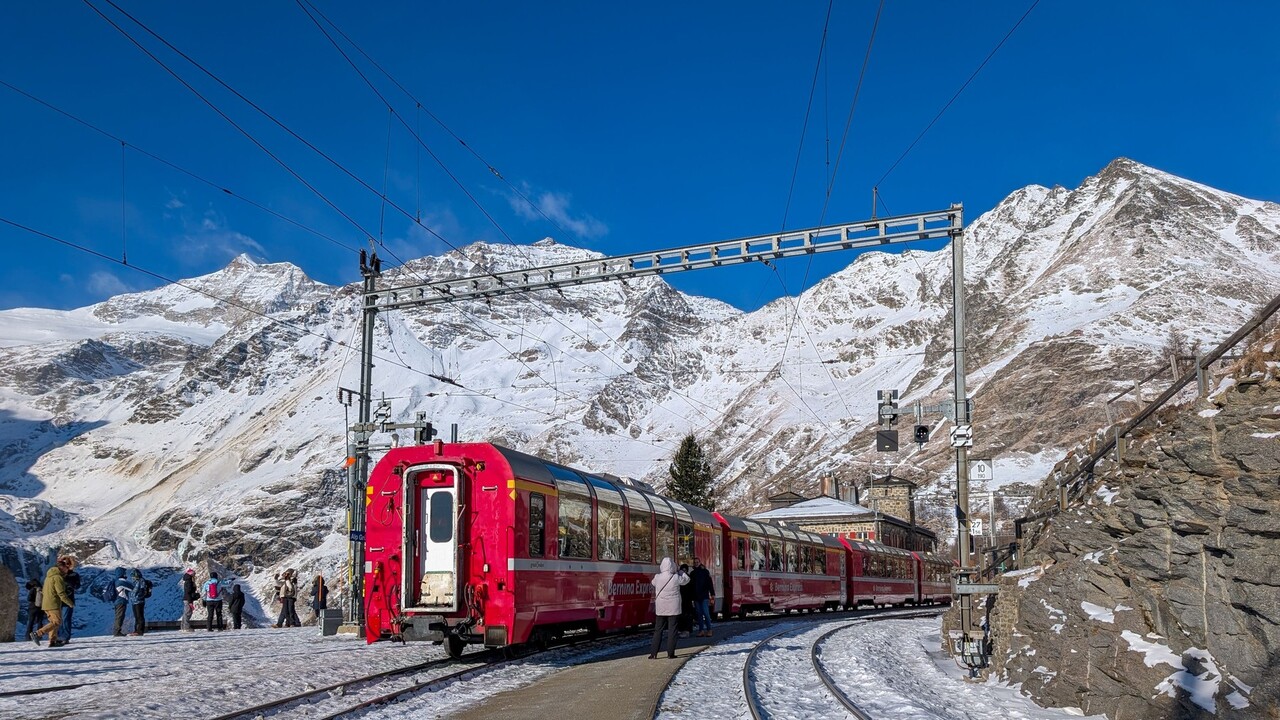 vlak v švajčiarsku.jpg