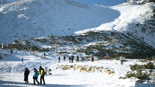 Vysoké aj Nízke Tatry varujú pred lavínami. S rastúcou teplotou môže riziko v ďalších dňoch stúpnuť