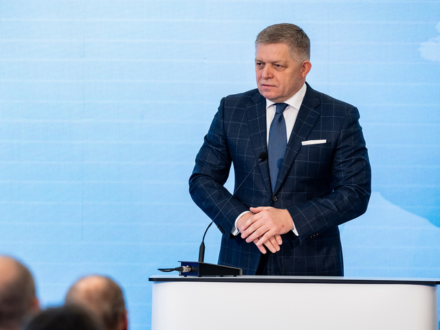 Fico „s vysokou pravdepodobnosťou“ zastaví dodávky elektriny pre Ukrajinu. Kyjev ňou supluje výpadky