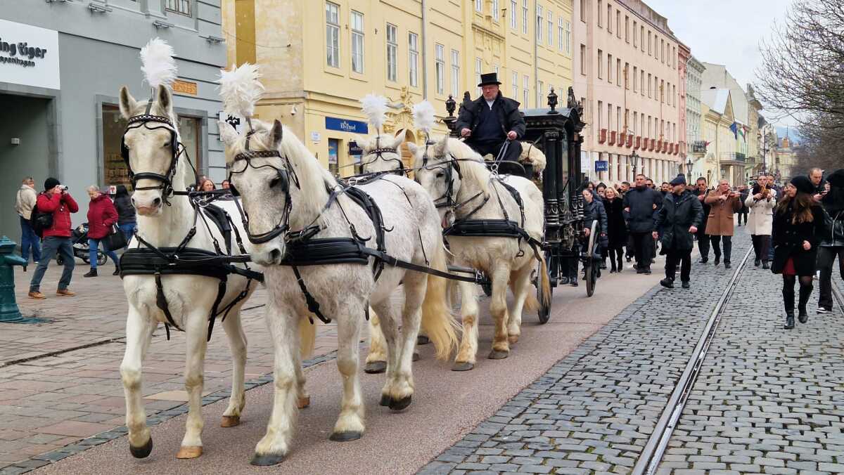 pohreb rómsky kráľ