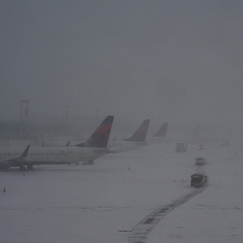 lietadlá v snehu.jpg