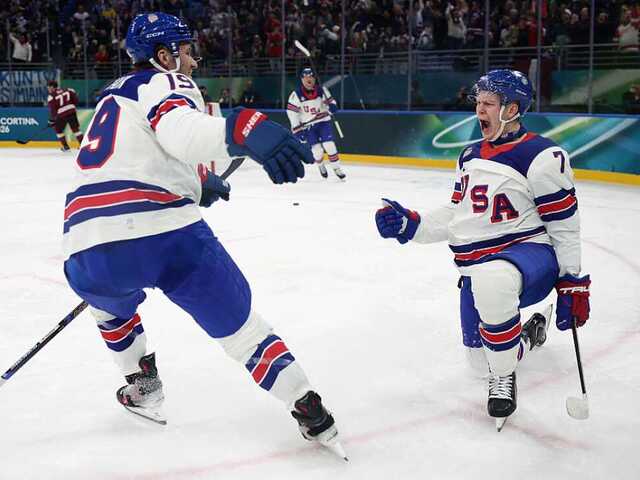 Sú ako mor, tvrdí expert. Najotravnejší bratia NHL chcú zlomiť Slovensko fyzickou hrou aj slovami