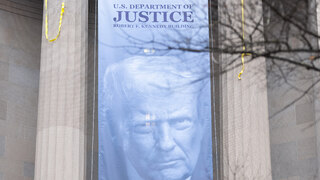 trump budova ministerstva.jpg