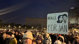 FOTO/VIDEO: Slovensko si pripomenulo výročie vraždy Jána a Martiny. Kuciakova rodina: Prestávame veriť v spravodlivosť