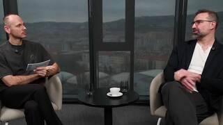 Líder kapely Korben Dallas: Uveril som vlastnej maske. Priznal, že dôležité rozhodnutie musel urobiť sám