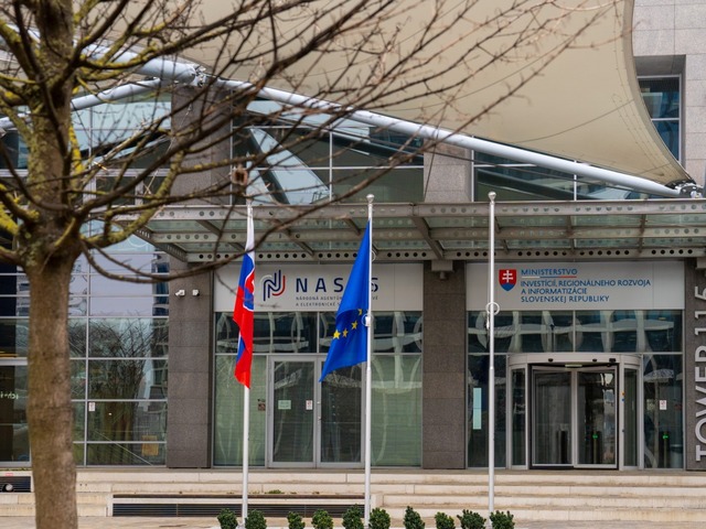 Slovensko.sk pod paľbou kritiky, mimovládka varuje pred utajovanou obnovou za milióny