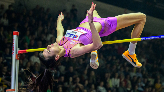Srbská výškarka Angelina Topičová