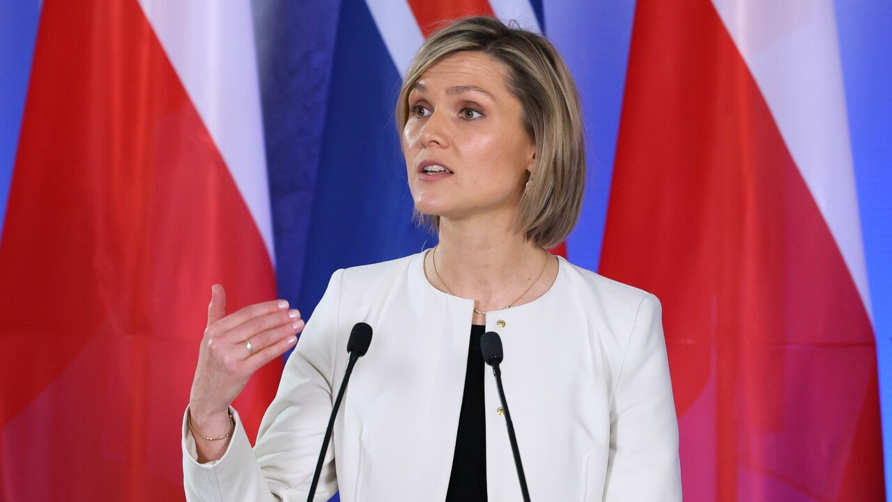 Kristrun Frostadottir islandska premierka