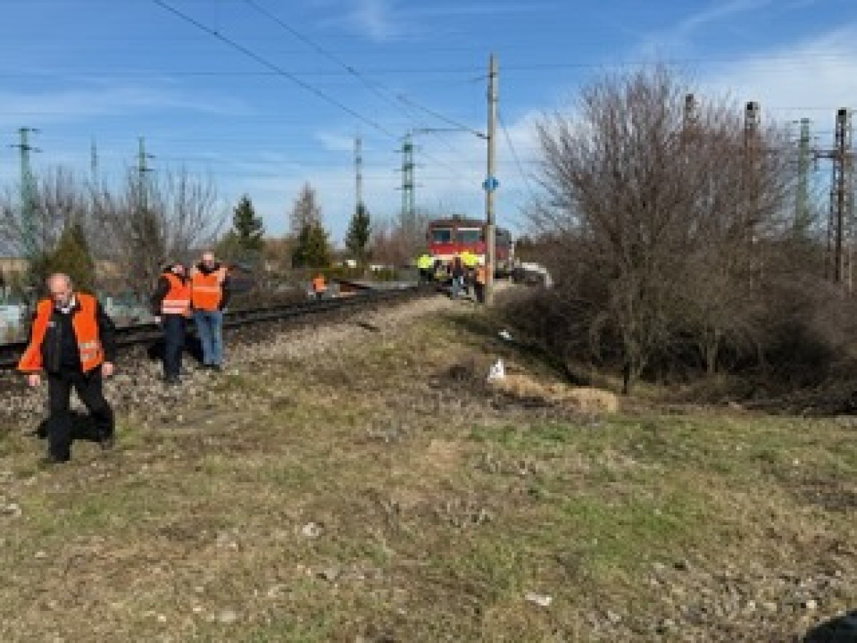 polícia Nové Zámky nehoda vlak