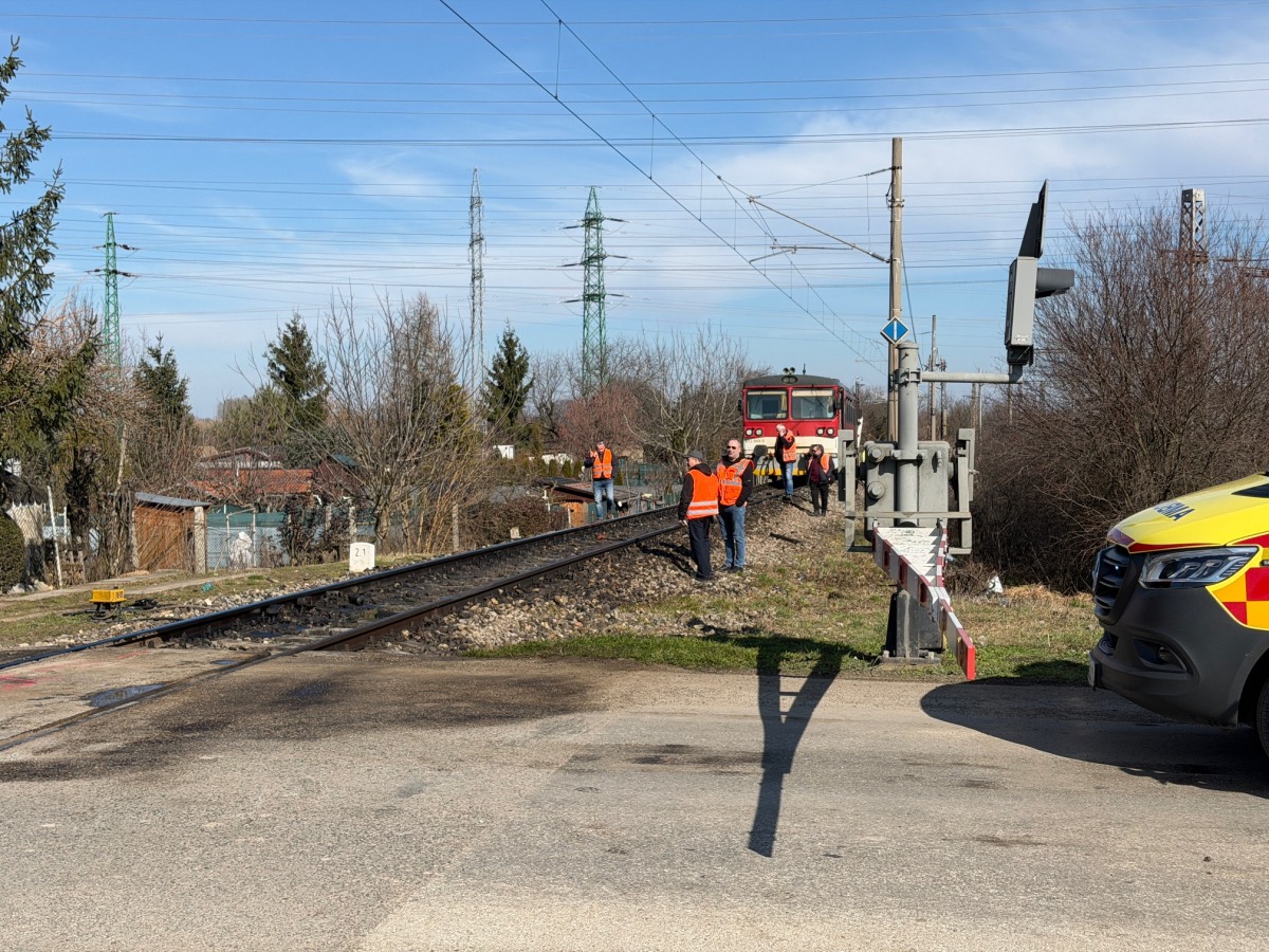 polícia Nové Zámky nehoda vlak