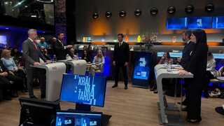 Voľba zo zahraničia len na ambasádach? Takáč by ju zrušil úplne, Hargaš: Vidíte, že vám čísla nevychádzajú