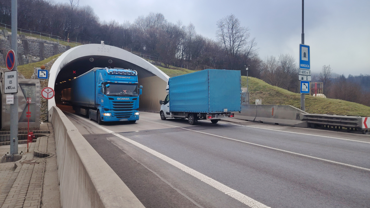 kamióny kamión Horelica