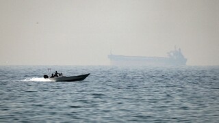 Hrozí výrazný nárast cien ropy. Hormuzský prieliv je takmer uzavretý, lodná doprava sa výrazne spomalila