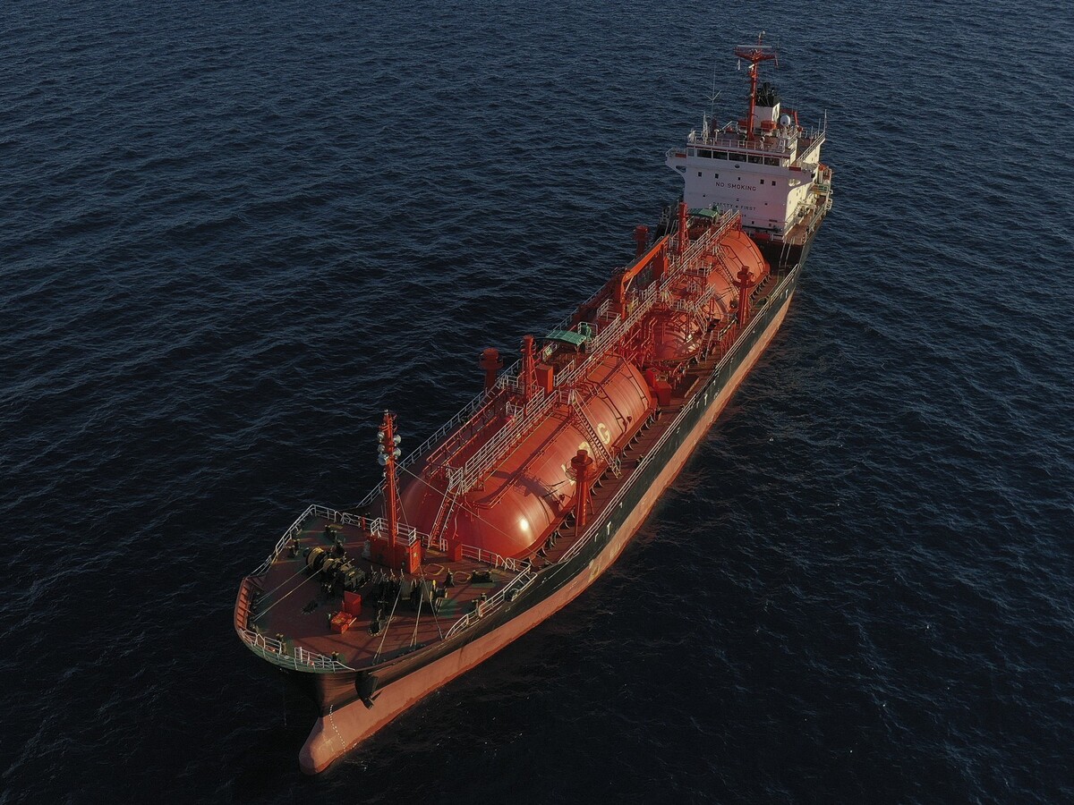 LNG katar tanker na plyn