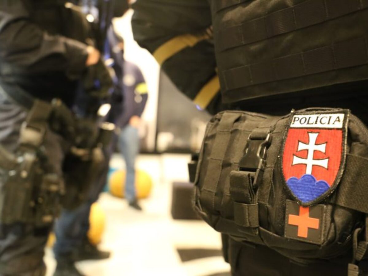 polícia SR