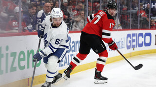 NHL: New Jersey pokračuje na víťaznej vlne. K triumfu nad Torontom dopomohol Nemec, dôvod na radosť mal aj Dvorský