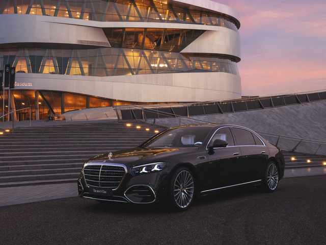 Najlepší interiér planéty dostal upgrade! Nový Mercedes triedy S šokuje technologickým náskokom pred konkurenciou