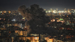 Izrael varoval státisíce ľudí, aby ušli. O chvíľu neskôr začal drviť bašty Hizballáhu na predmestí Bejrútu