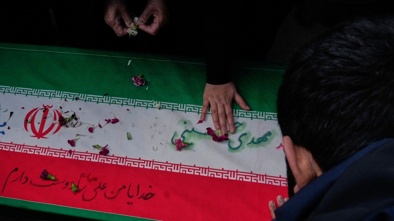 Irán, pohreb Mehdiho Hosseiniho, teherán