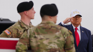 Axios: Trumpov tím pripravuje ďalšiu fázu vojny. V hre sú aj mierové rokovania s Iránom, priamy kontakt však neprebehol