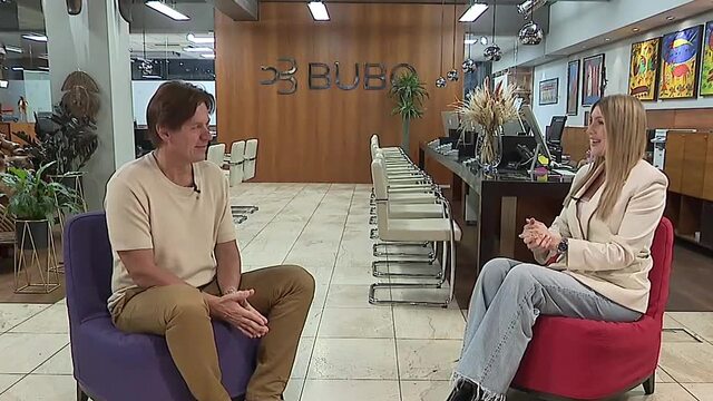 OCAMI-CESTOVATELA-INDIA (spustit titulky)