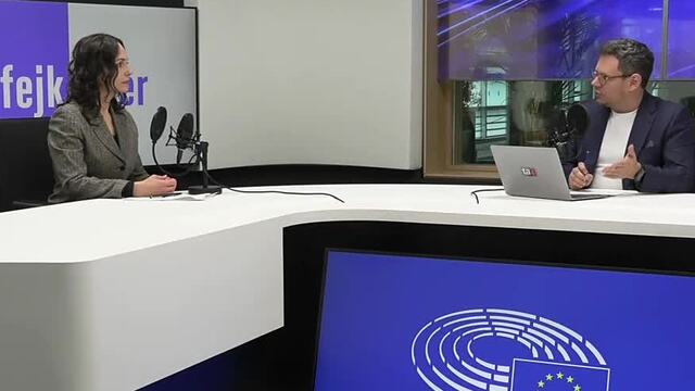 FEJK-OVER-LEXMANN-GROK (spustiť titulky)