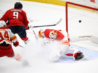 Flames_Capitals_Hockey164675.jpg