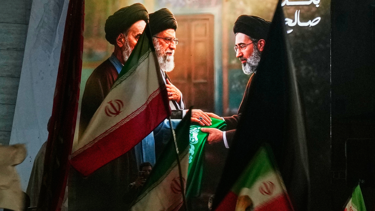 iran chamenei (obaja na fotke)